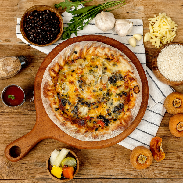 Fermented Black Soybean Rice Pizza | Wooltari