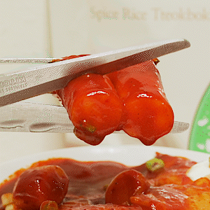 [사옹원] 더 바삭한 매콤오징어튀김 350g + [마음이가] 쌀 떡볶이 410g (묶음)