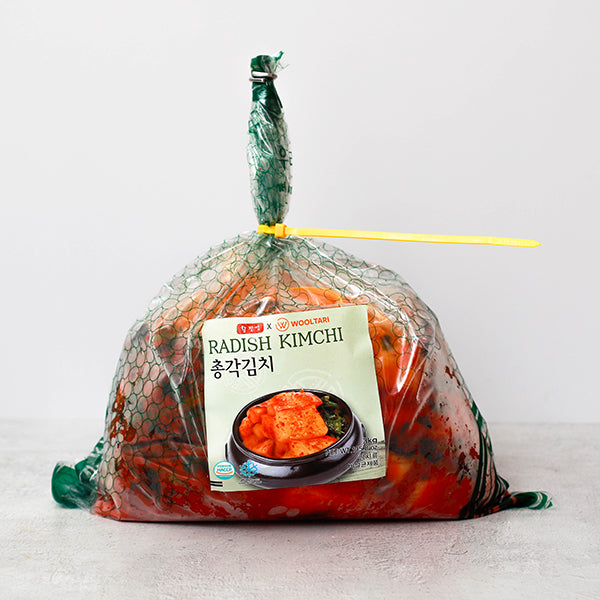 [Hwang Jin Dam] Premium Korean Cabbage Kimchi 5kg x 2pkㅣ*Free* [Hwang Jin Dam] Premium Korean Radish Kimchi 3kg 