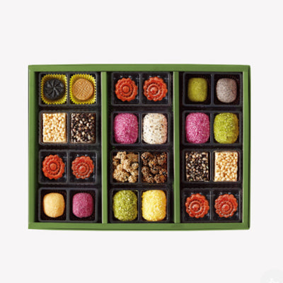 Gyodong Hangwa Haneulyeondal + Gyodongbok + Gyodongmannam 3-Tier Gift Set_Korea Direct Delivery C