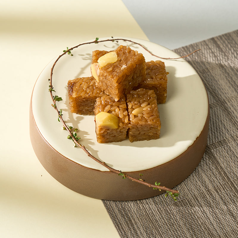 [Gyeonggi Tteokjip] Sweet Rice with Dried Nuts and Jujubes (Yaksik) 400g x 2pk ㅣ*Free* [Gyeonggi Tteokjip] Mugwort E.T Tteok 300g x 1pk