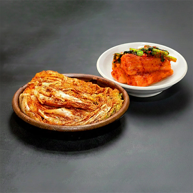 Hwang Jin Dam Premium Cabbage Kimchi 5kg + Radish Kimchi 3kg _ Shipping from 3rd week of JAN